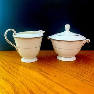 Mikasa Gothic Platinim creamer and cover sugar bowl